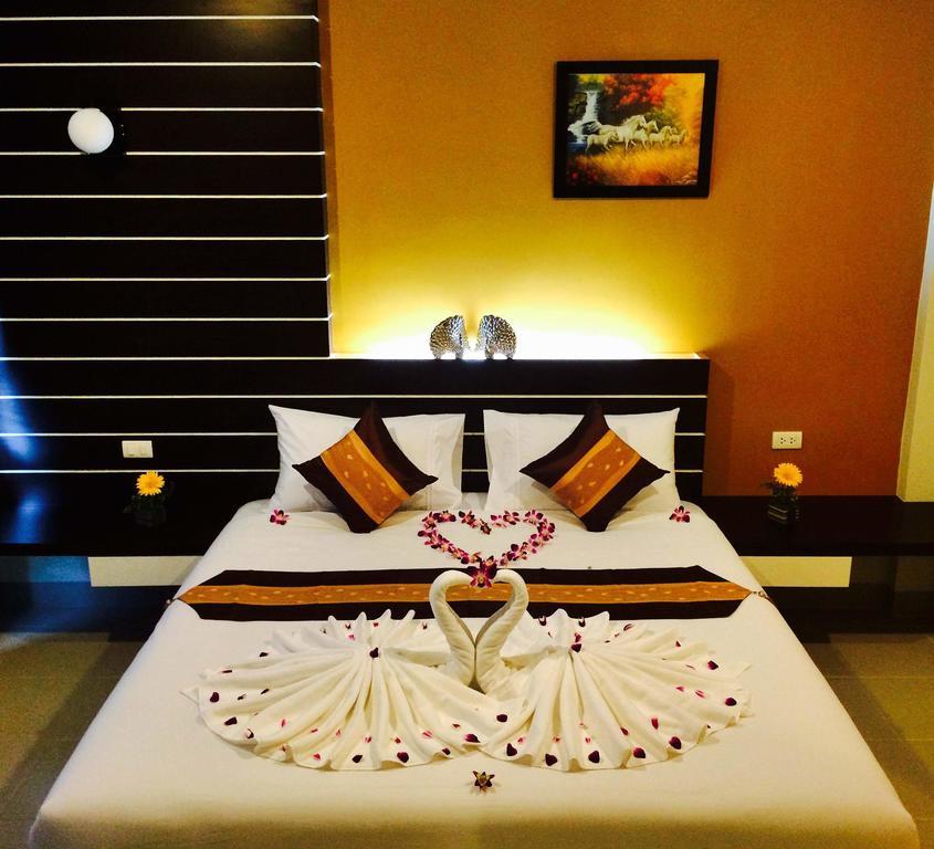 Chalong Boutique Inn Екстериор снимка