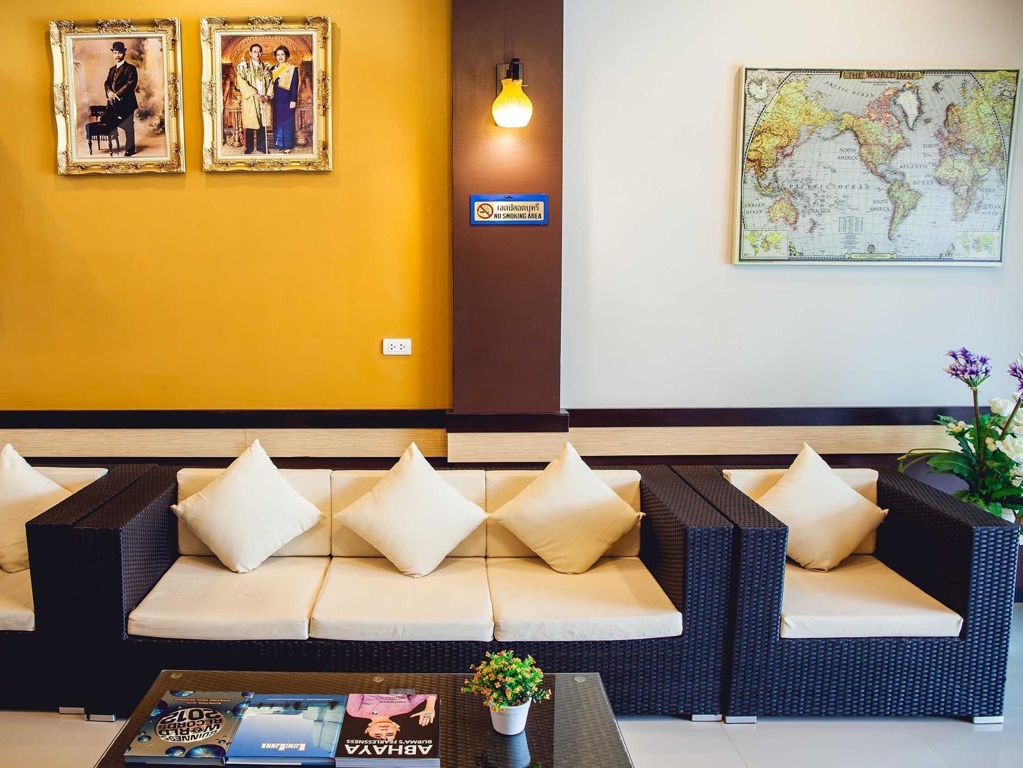Chalong Boutique Inn Екстериор снимка